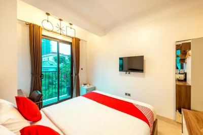 Chambre Queen — Westlake Tay Ho Hotel 696 Lạc Long Quân